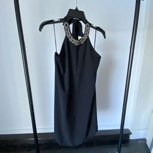 Beautiful dress with sequins on the collar